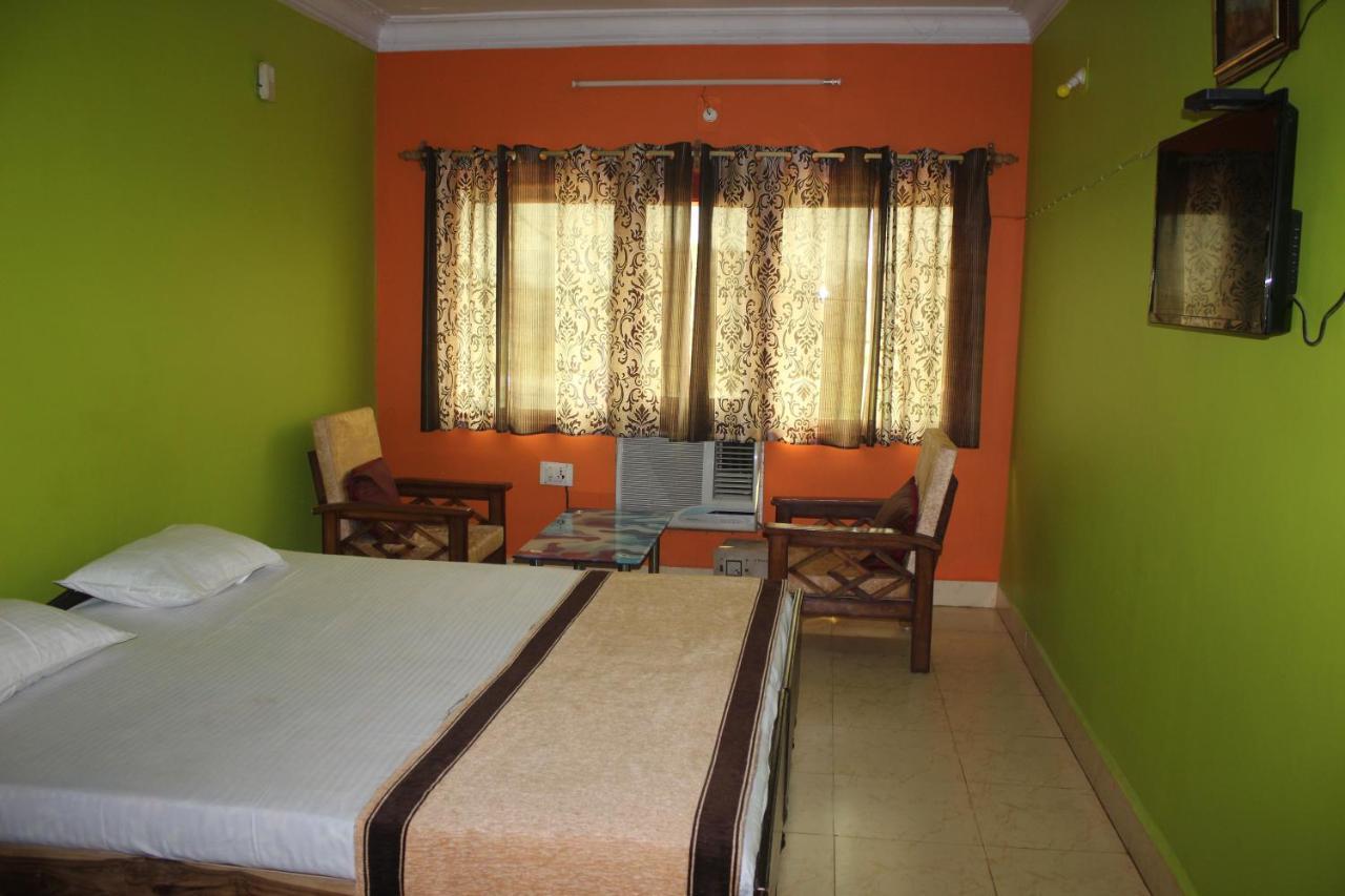 Hotel Lake Queen Rambha Екстер'єр фото
